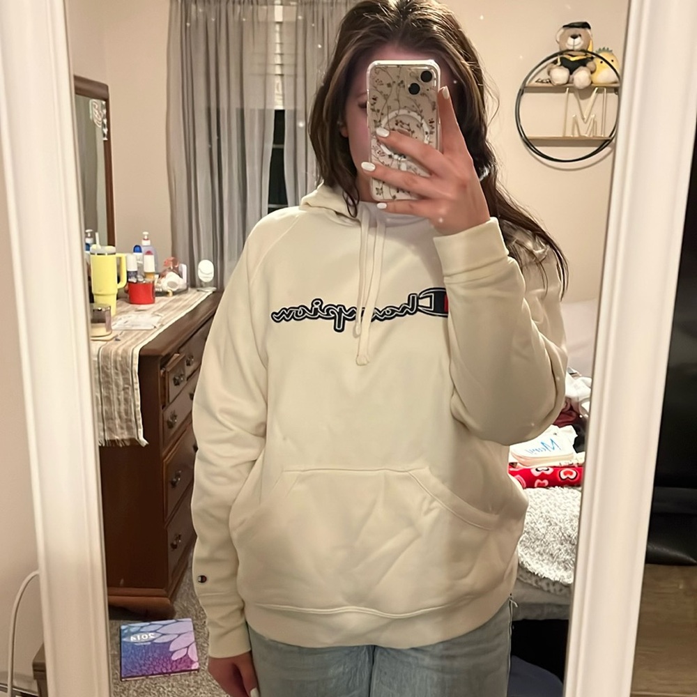 BRAND NEW champion hoodie! Super comfy and has that over sized look.
